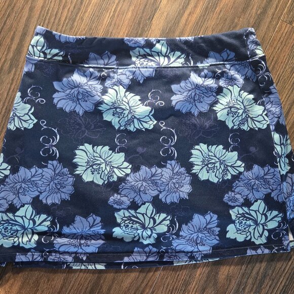 TRANQUILITY Shades of Blue Floral Athletic/Athleisure Skort NWOT/SIZE S - Picture 1 of 4